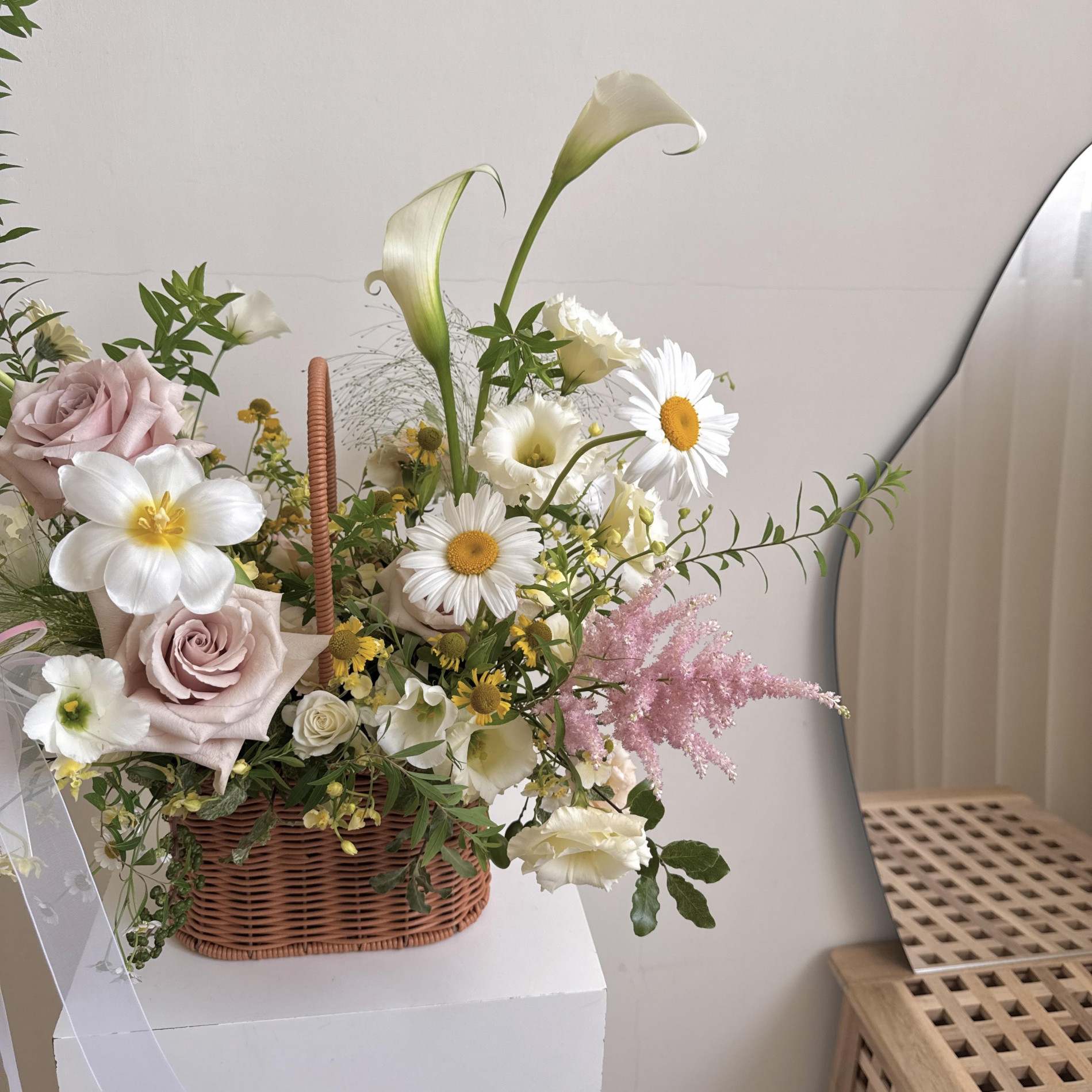 粉嫩色系韓式手提花籃 L 2