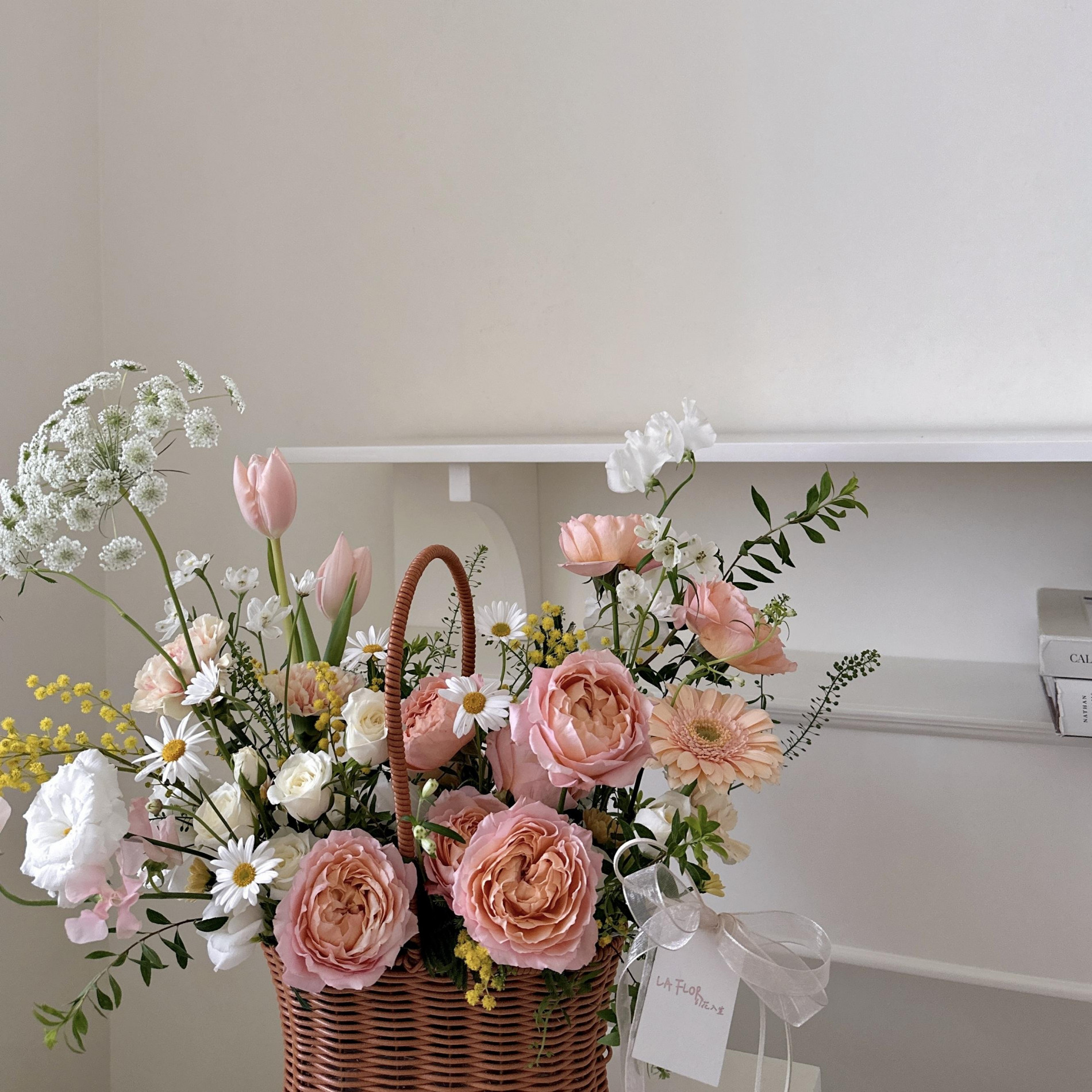 粉嫩色系韓式手提花籃 L 4