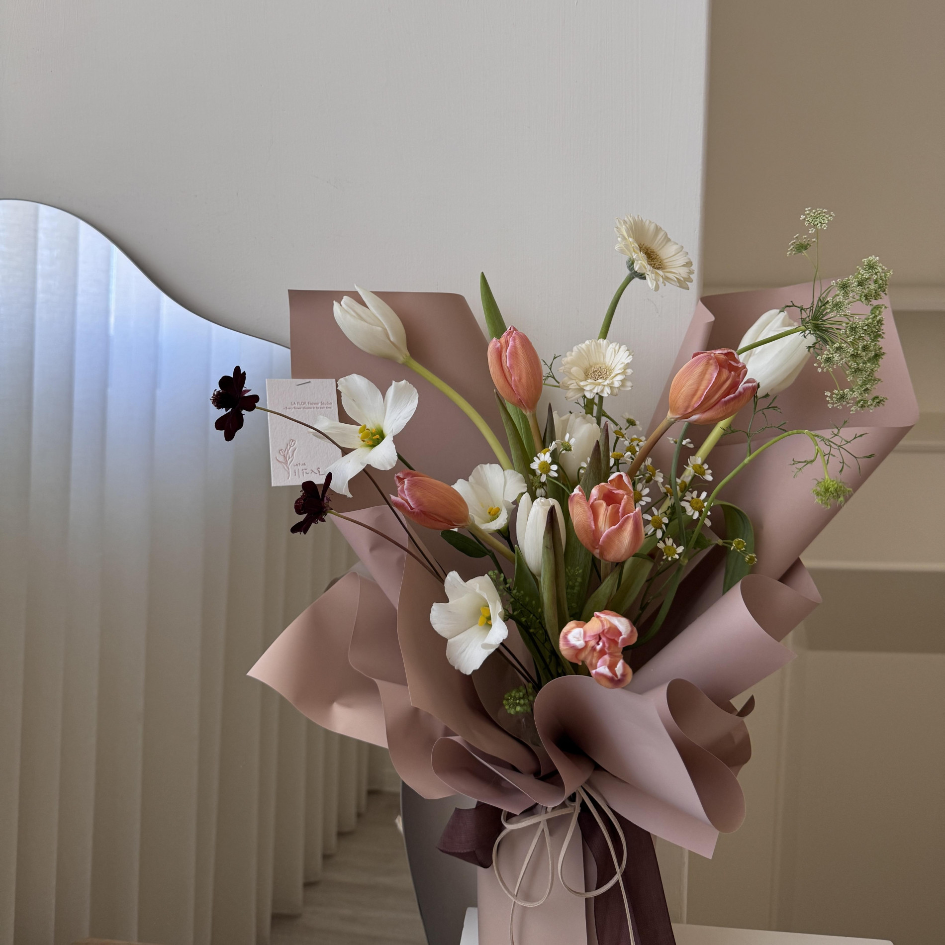 焦糖鬱金香花束 M 2